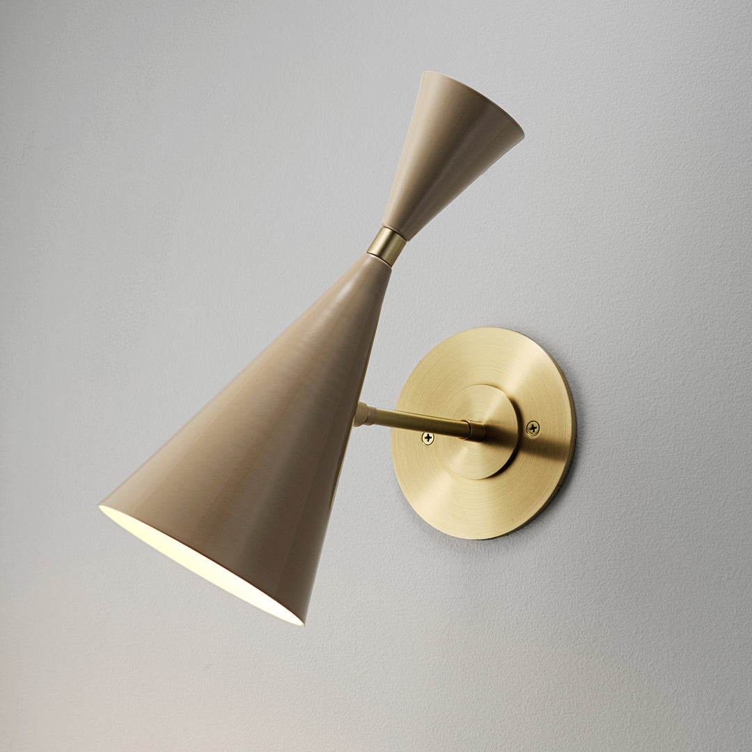 Monolith Wall (Brushed Brass, Smoked Oyster)