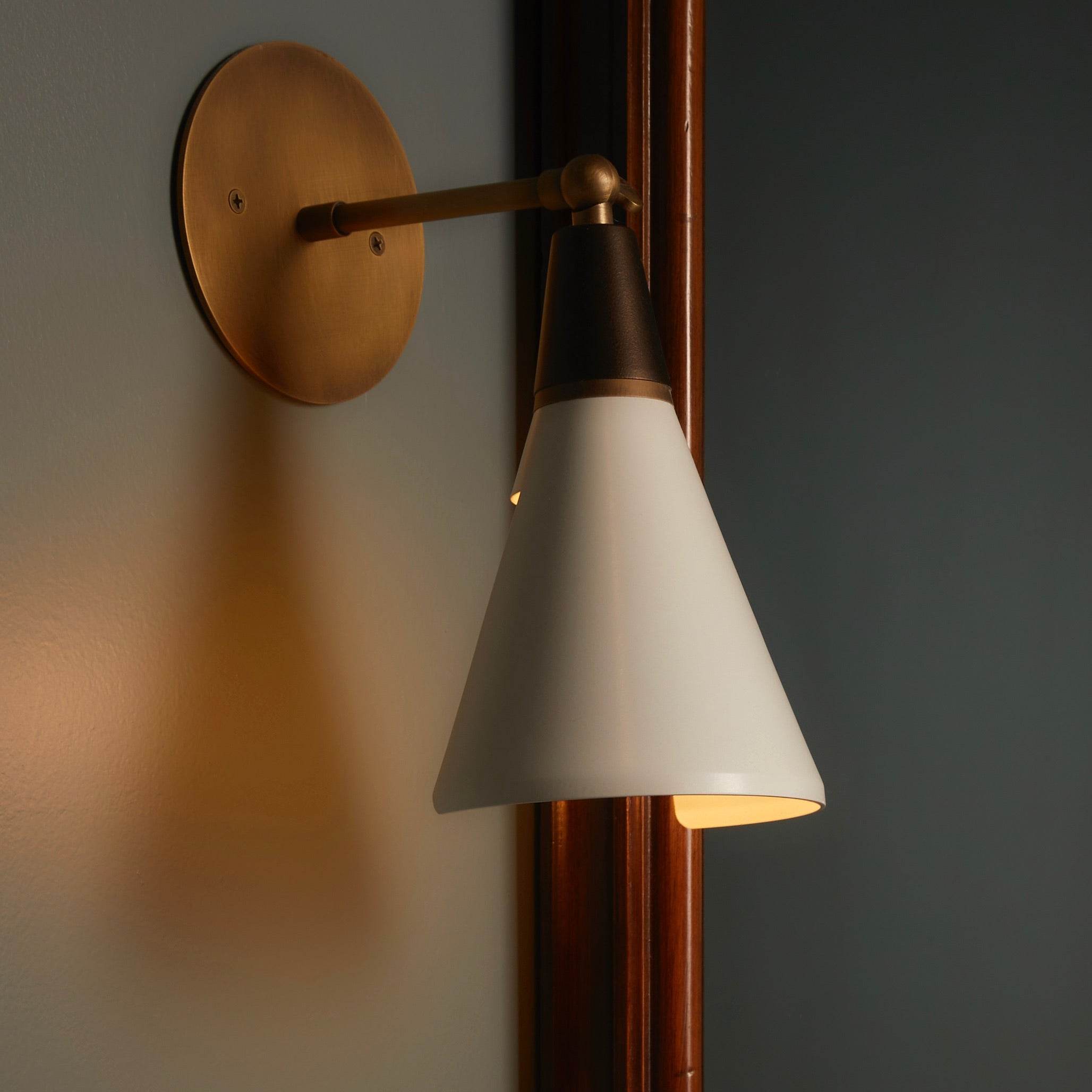 Magari Petite – Blueprint Lighting