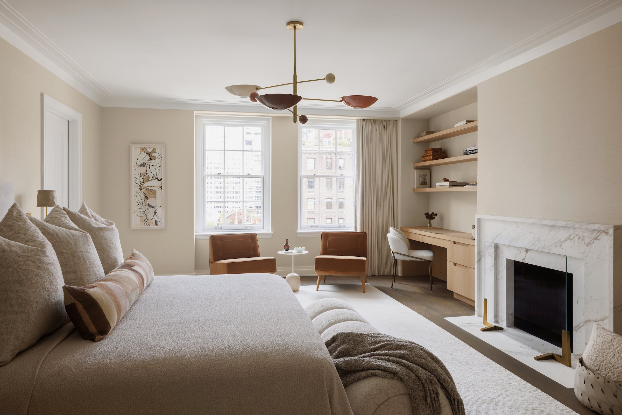 Catalonia 3-Tier (Brushed Brass, Crema, Gingerm Mannequin)