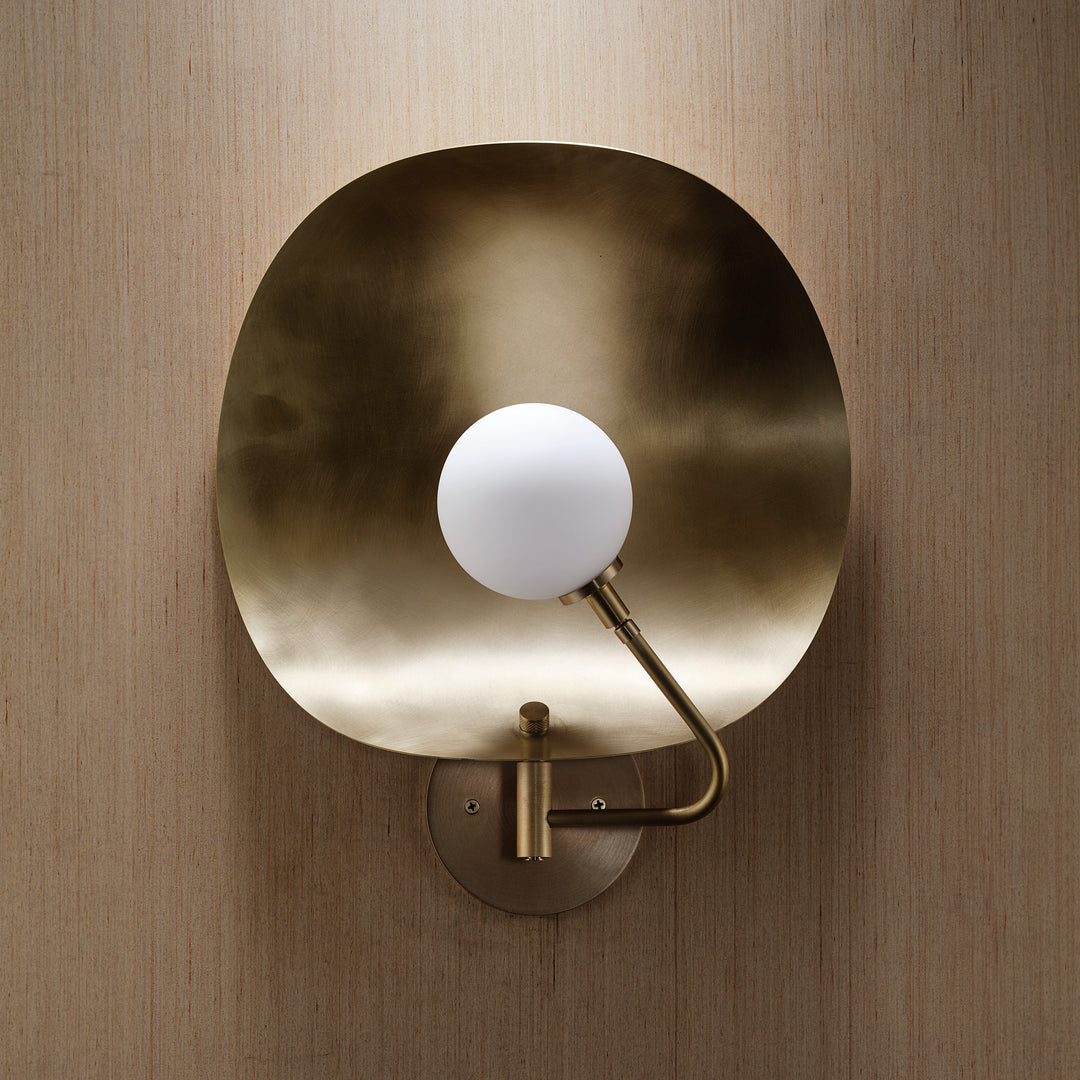 Jenny Brass with Blown Glass Globe (Natural Brass)