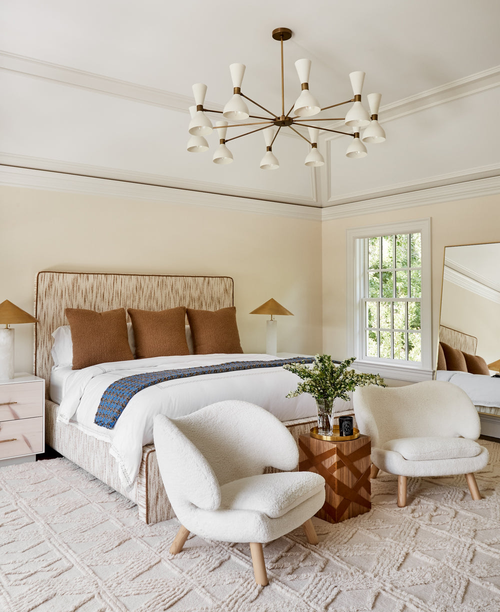 Ludo (Bronze, Perfect White) - Design By Hilary Matt Interiors, Photo By Rikki Snyder
