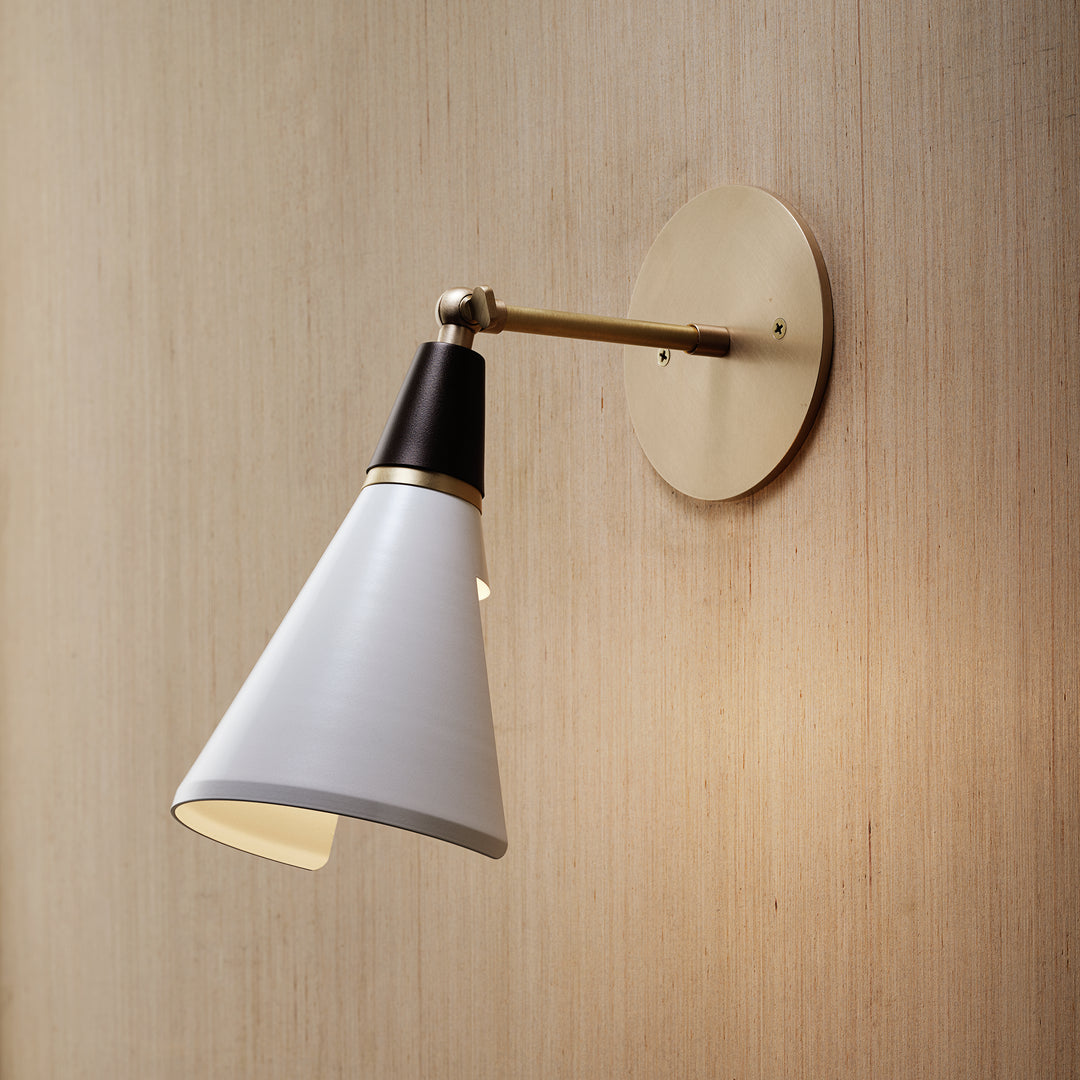 Magari Petite (Natural Brass, Perfect White, Dark Bronze Enamel)