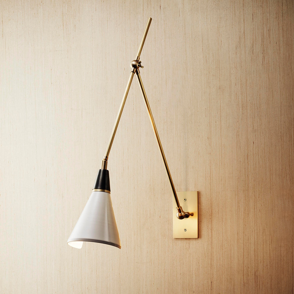 Magari Wall Lamp (Perfect White, Oil Rubbed Bronze, Natural Brass)
