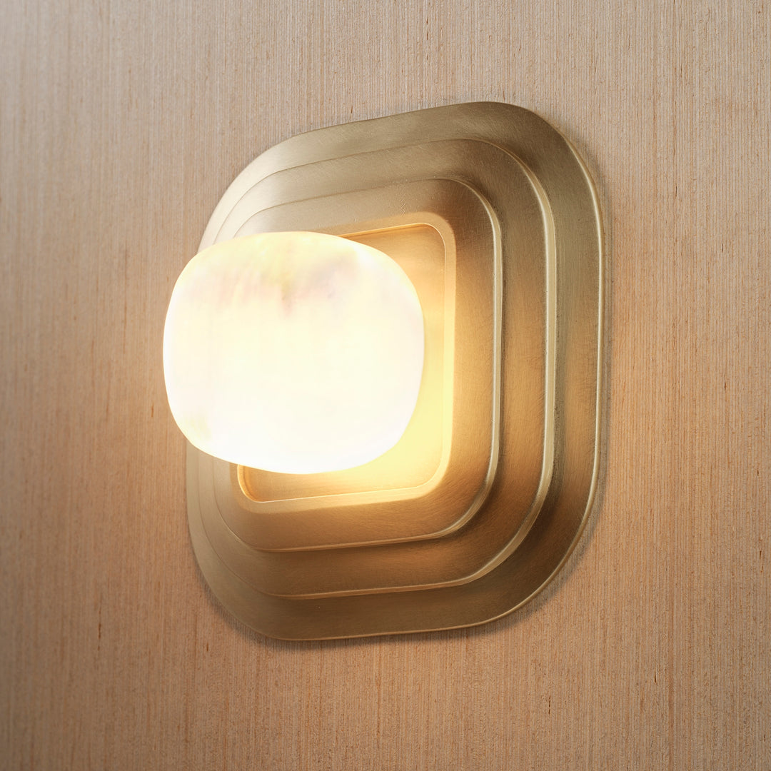 Marmont (Natural Brass)