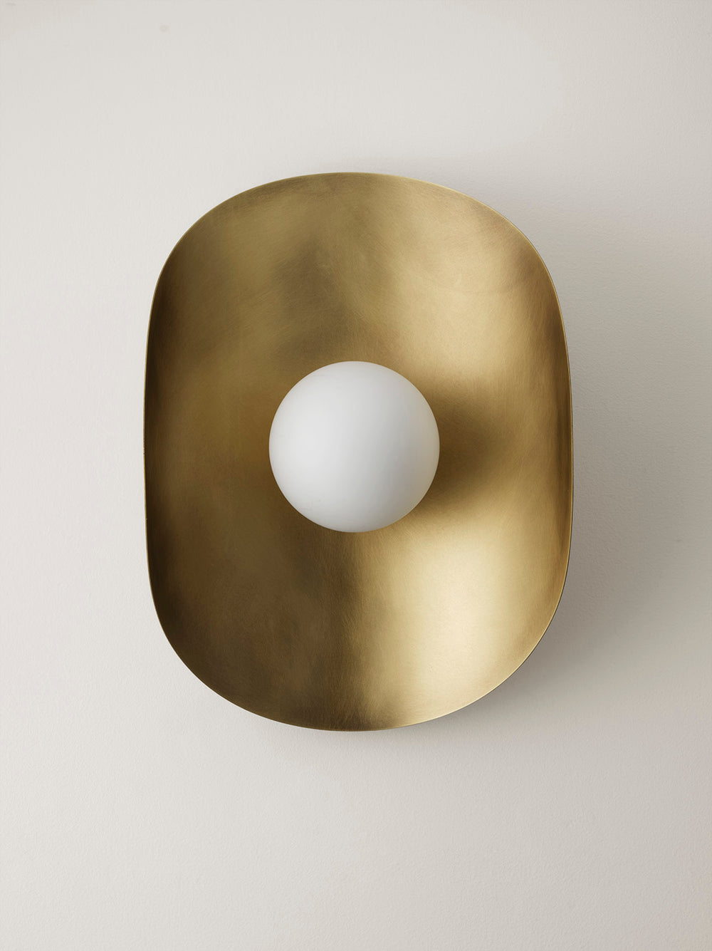 Montera Wall Lamp (Natural Brass)