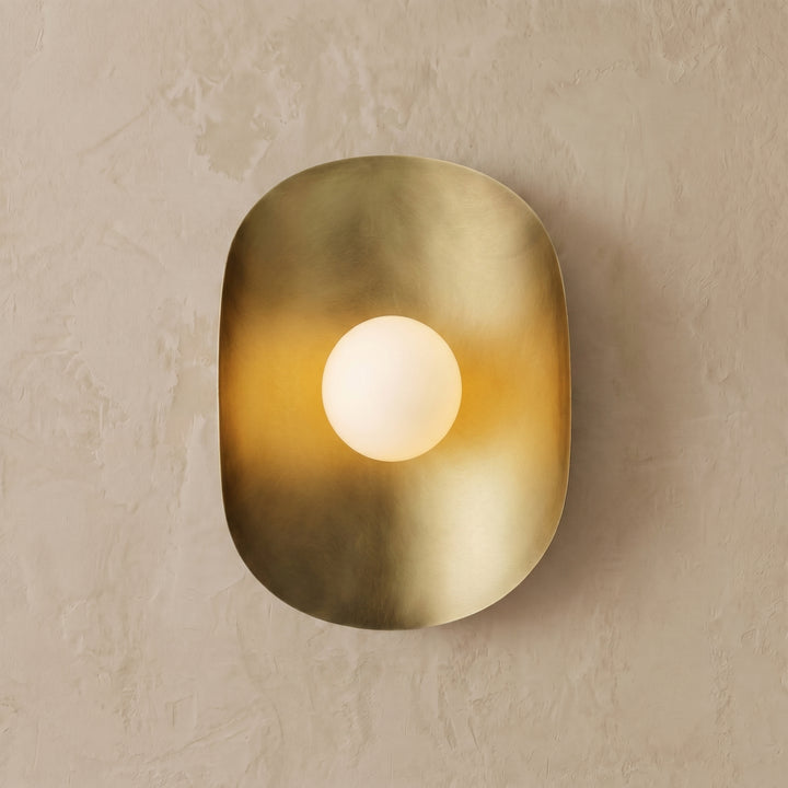 Montera Wall Lamp (Natural Brass)