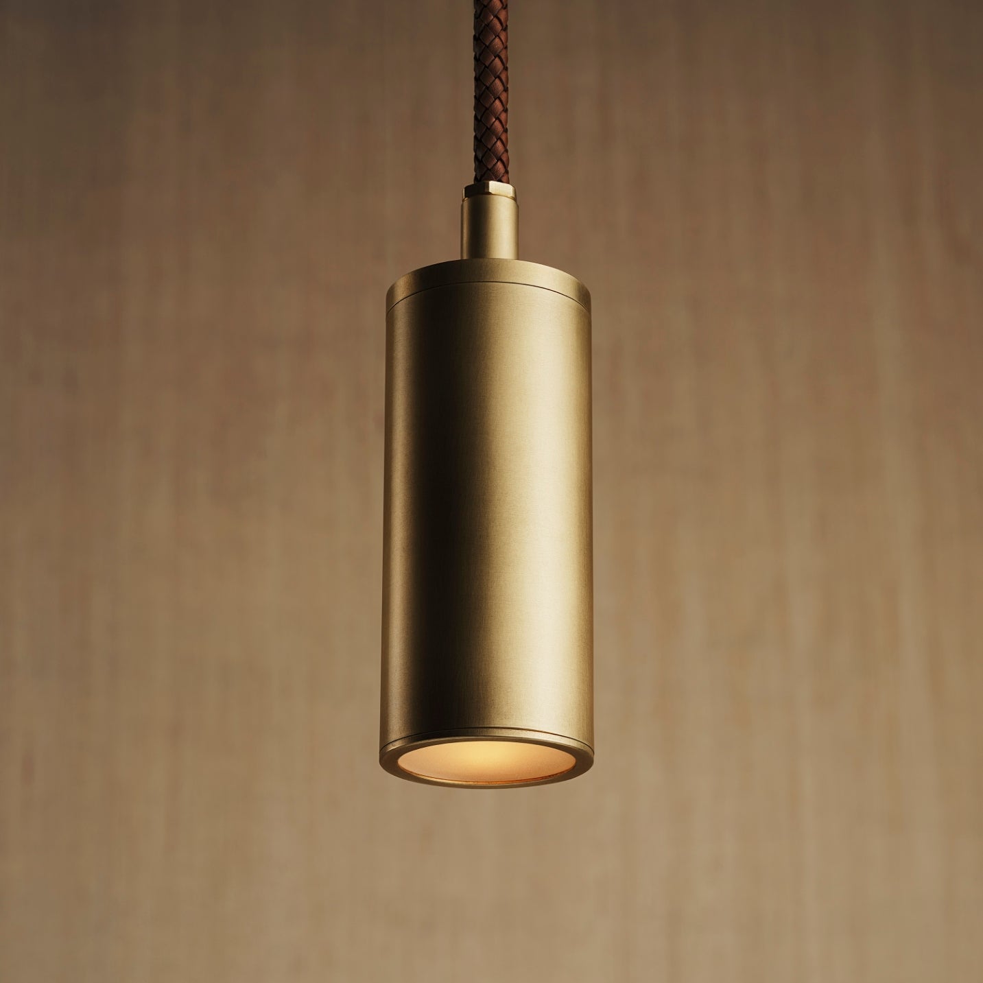 Paloma Pendant (Natural Brass, Saddle Leather)