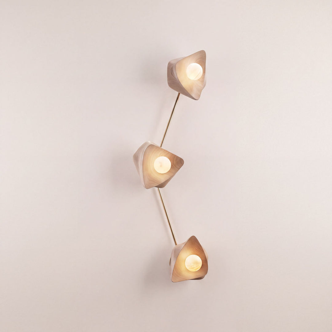 Pothos 3 (Cerused, Natural Brass)