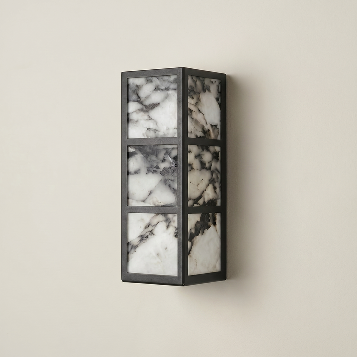 Queens 3 (Black, Calacatta Marble)