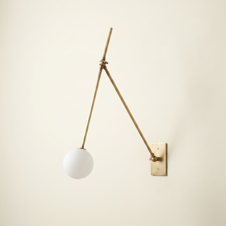 Auguri Wall Lamp