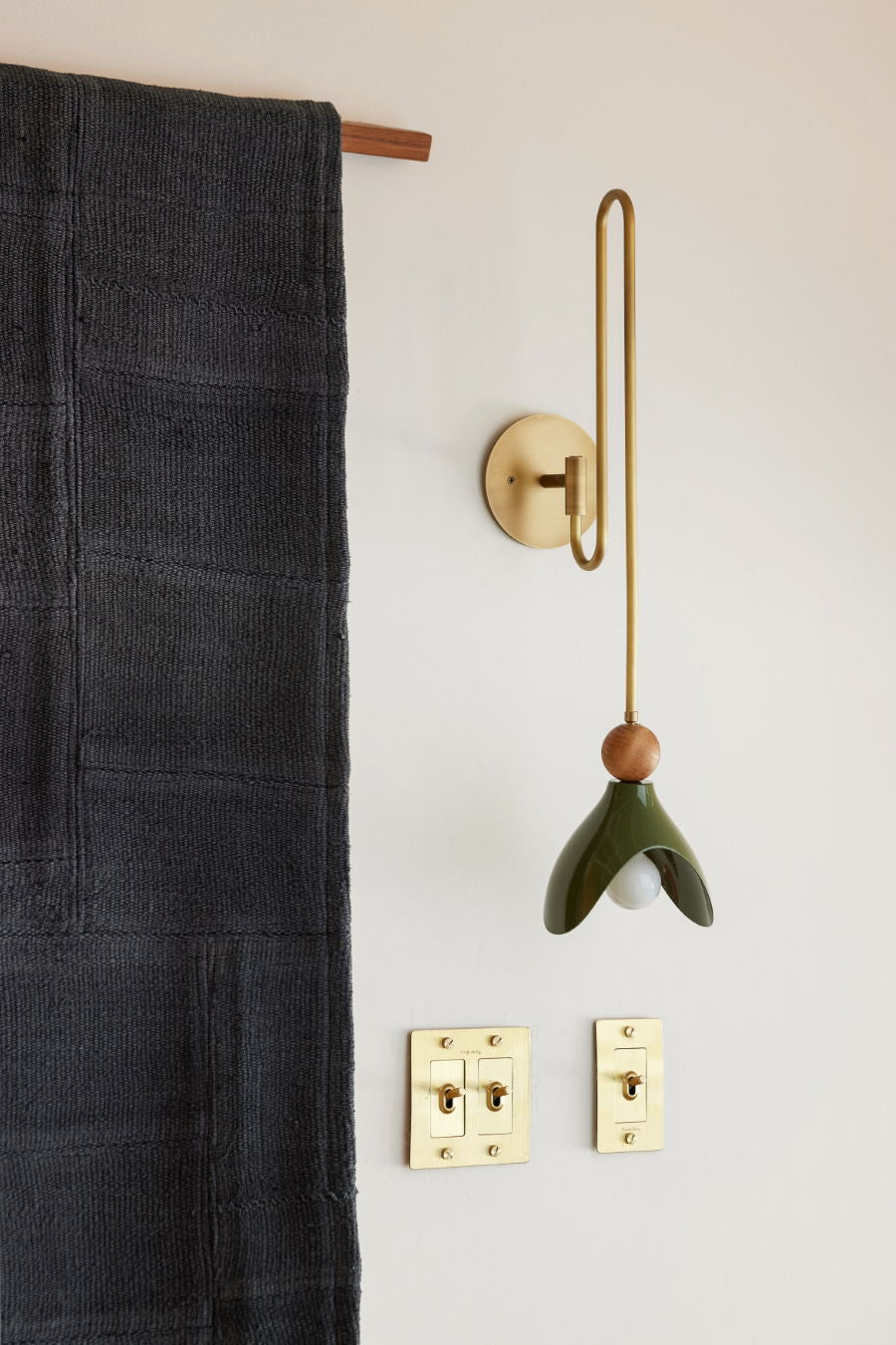 Lily Wall Sconce