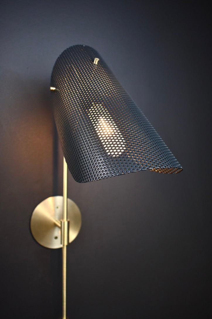 Tulle Wall Lamp (Brushed Brass/Charcoal)