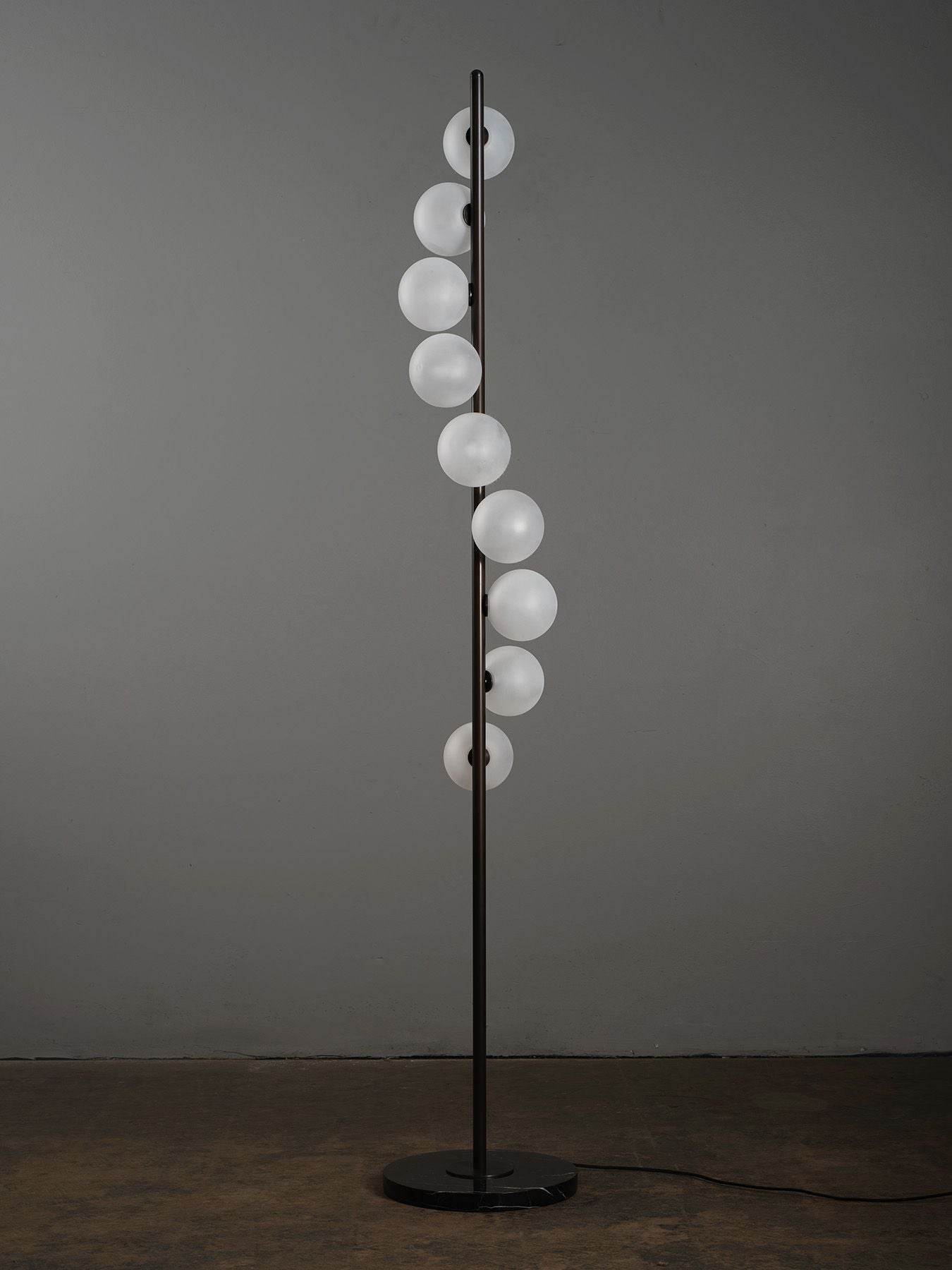 Nautilus Floor Lamp - Thumbnail 2