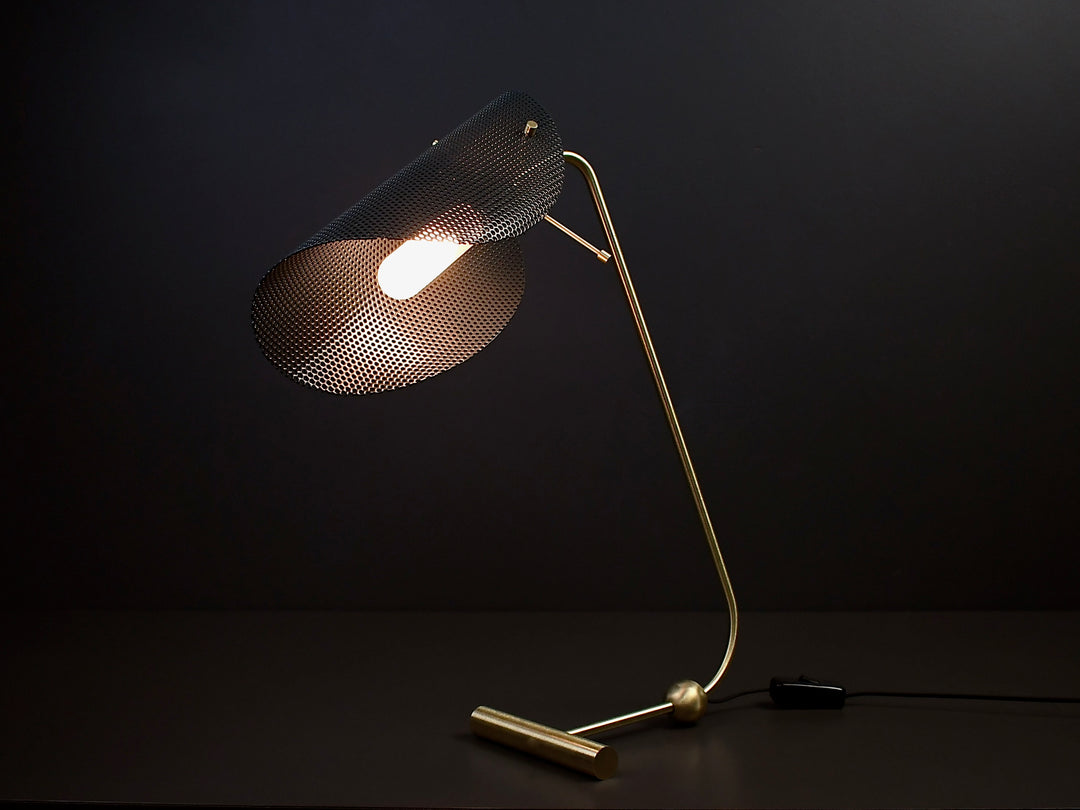Tulle Table Lamp (Natural Brass/Black)