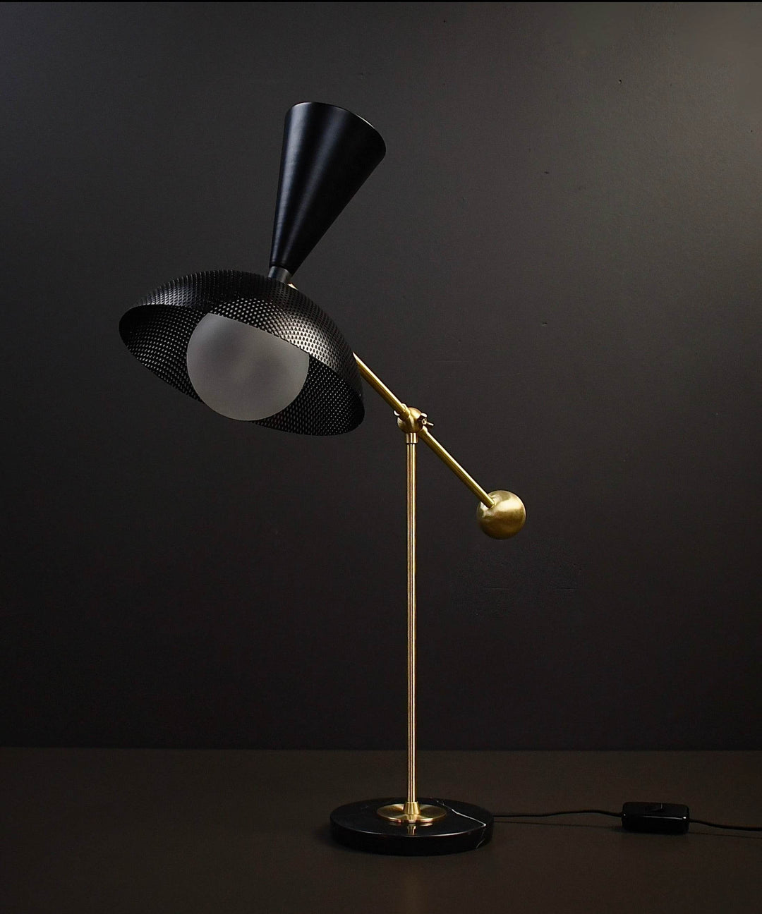 Molto Table Lamp (Black, Natural Brass, Marquina Black Marble)