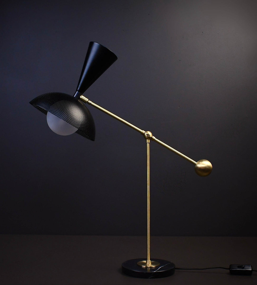 Molto Table Lamp (Black, Natural Brass, Marquina Black Marble)
