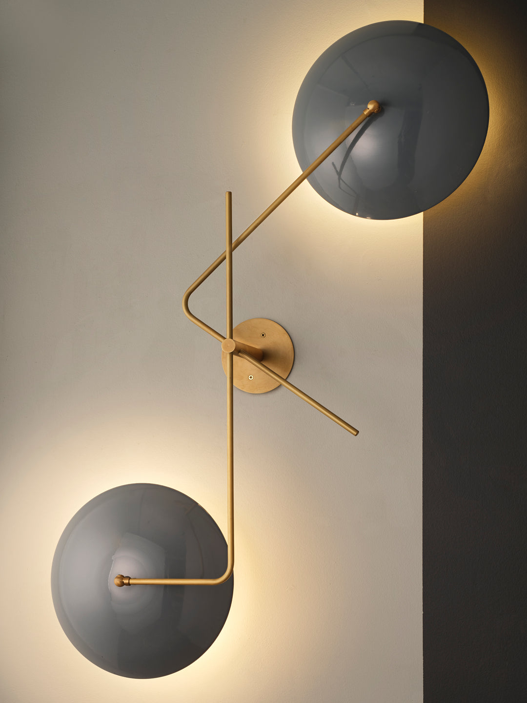 Pianeta Wall Sconce – Blueprint Lighting